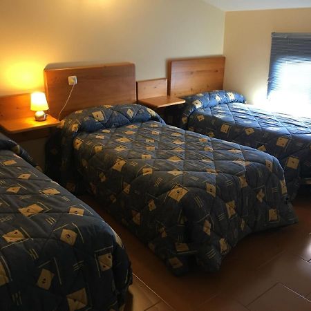 B&B Yeguada La Parrilla 埃斯科里亚尔 外观 照片