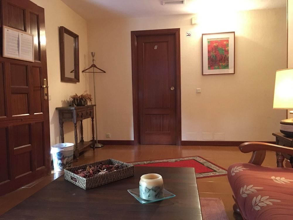 B&B Yeguada La Parrilla 埃斯科里亚尔 外观 照片