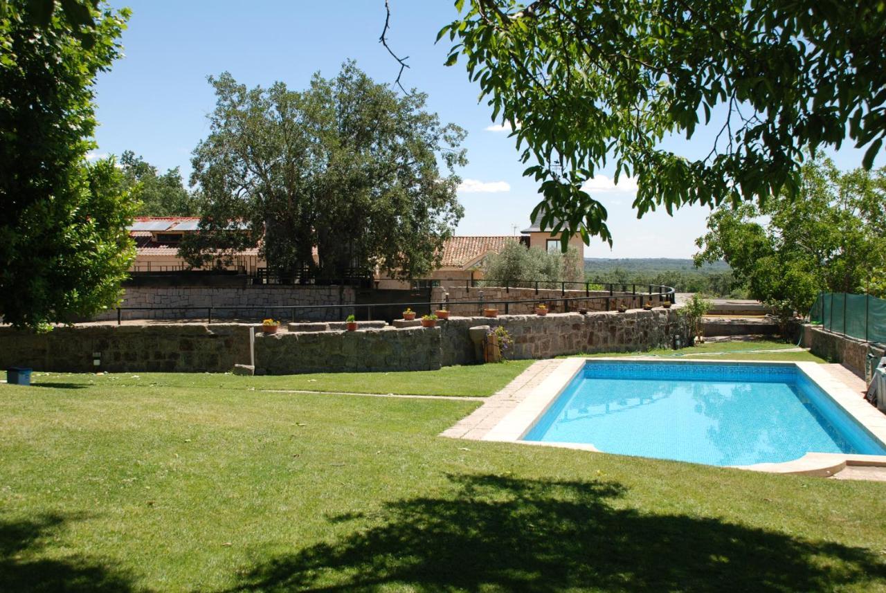 B&B Yeguada La Parrilla 埃斯科里亚尔 外观 照片