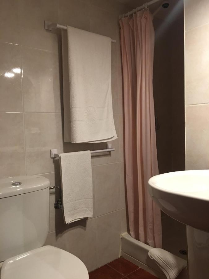 B&B Yeguada La Parrilla 埃斯科里亚尔 外观 照片